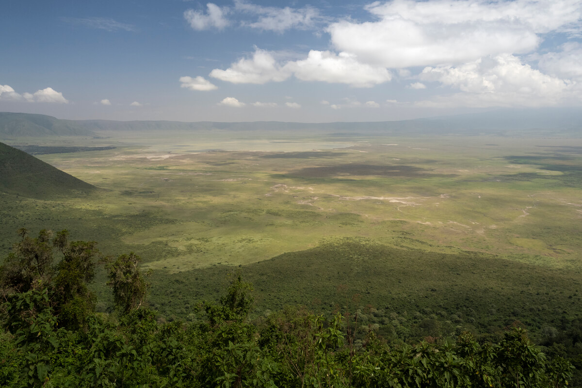 Point de vue sur le cratère du Ngorongoro sur la route d’Arusha vers le Serengeti